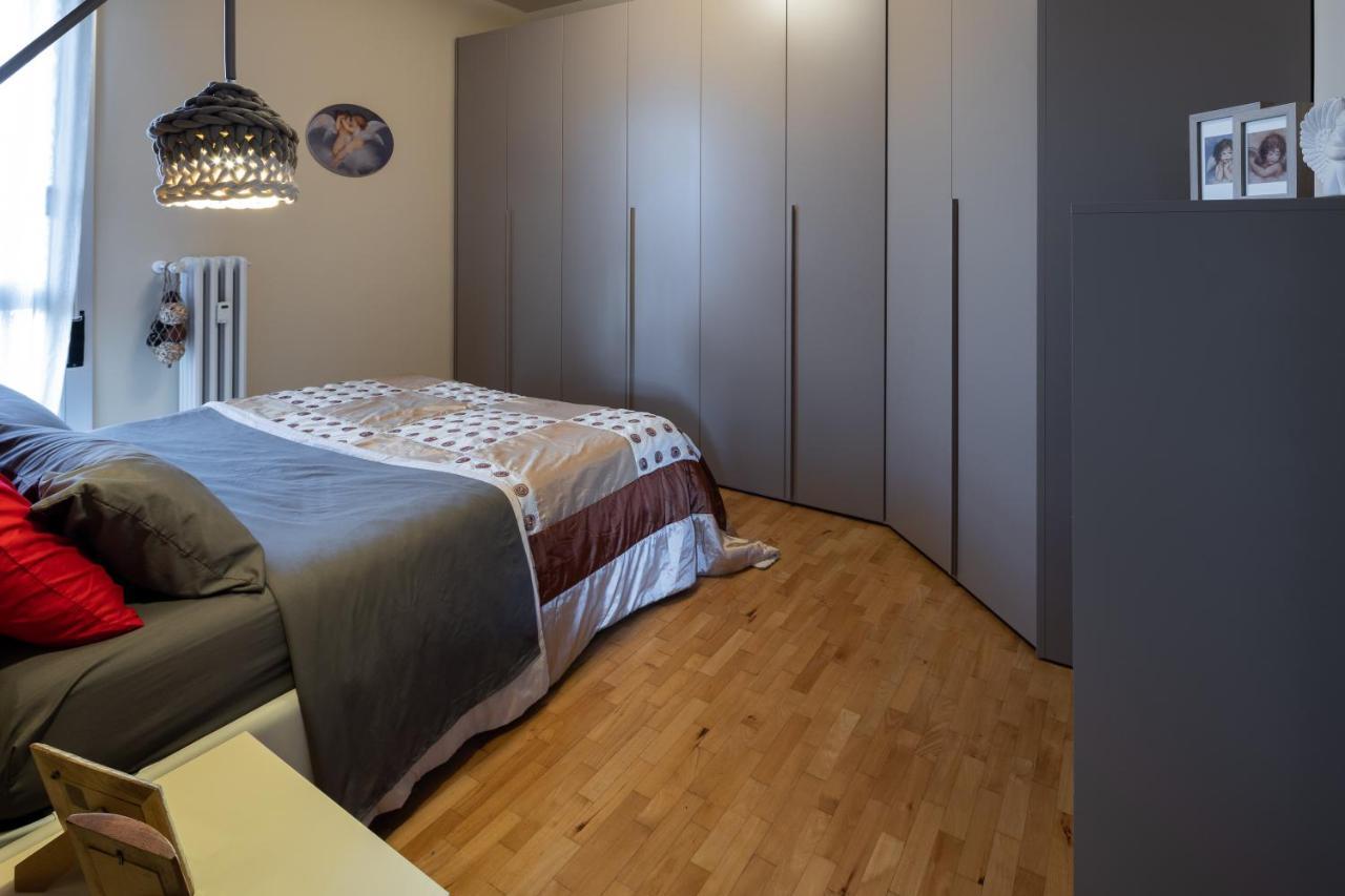 Appartamento A Modena, Comodo A Tutti I Servizi ภายนอก รูปภาพ