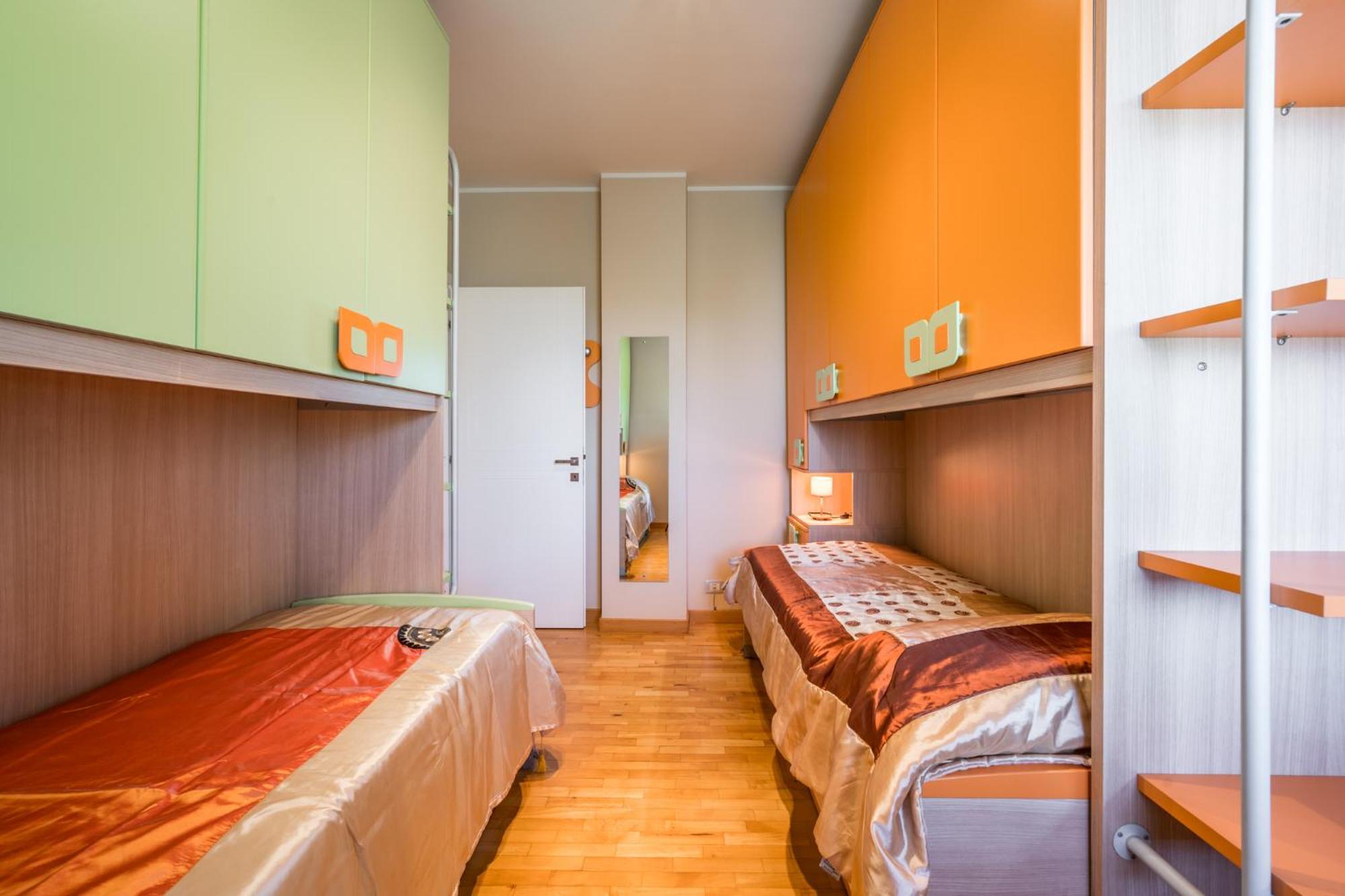 Appartamento A Modena, Comodo A Tutti I Servizi ภายนอก รูปภาพ